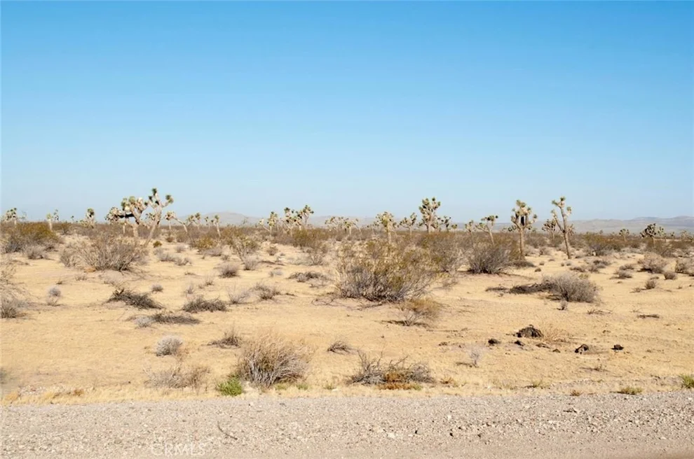 Unit for sale at 0 Quinnault Road, Apple Valley, CA 92308