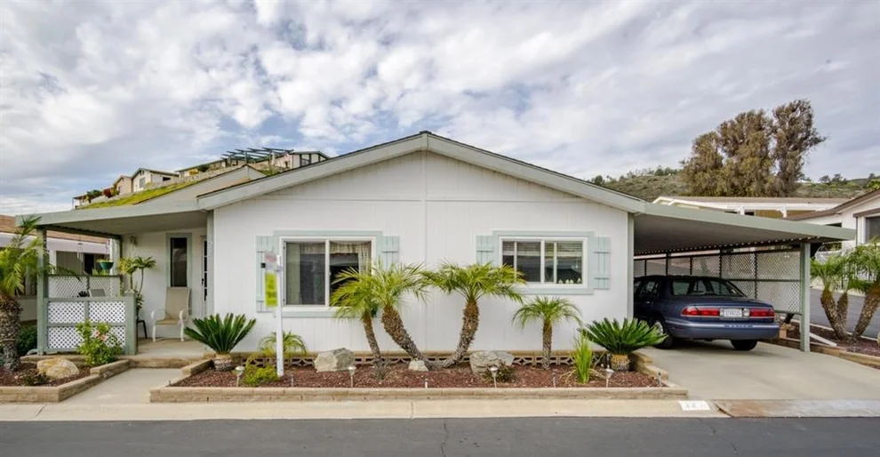 Unit for sale at 909 Richland Rd, San Marcos, CA 92069