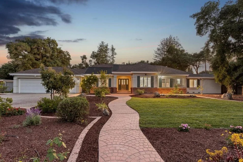 Unit for sale at 20041 Heritage Oak, Saratoga, CA 95070