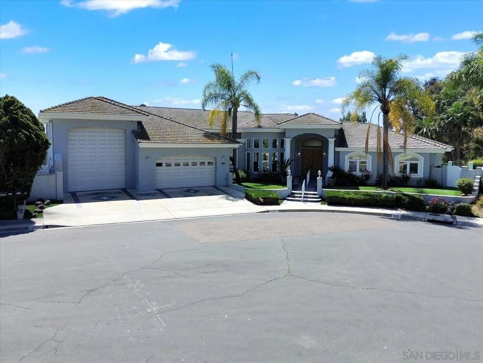 Unit for sale at 6727 Cavite Ct., San Diego, CA 92120