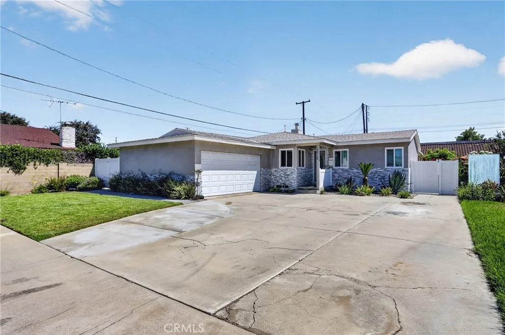 Unit for sale at 2028 W Midwood, Anaheim, CA 92804