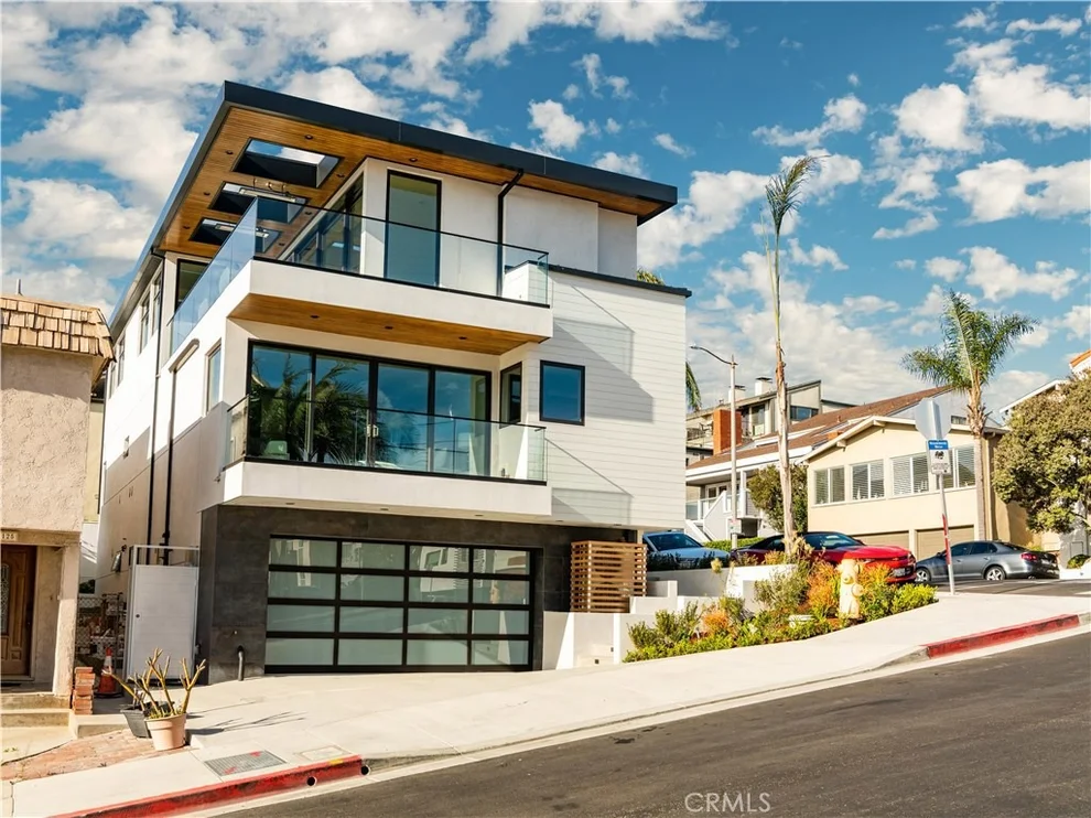 Unit for sale at 1601 Manhattan Avenue, Hermosa Beach, CA 90254