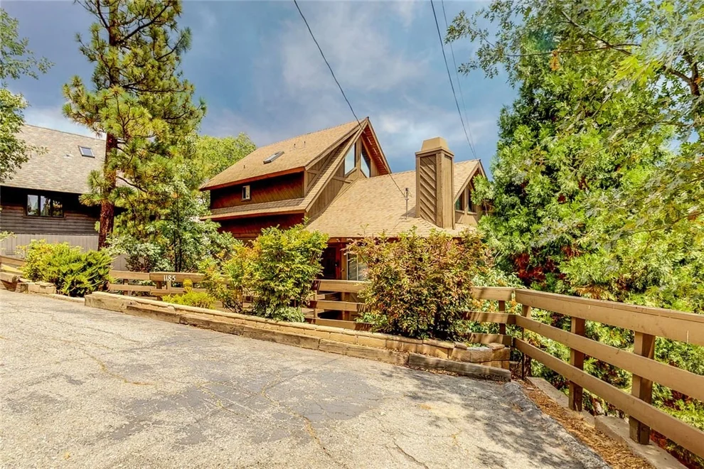 Unit for sale at 1185 Klondike Drive, Lake Arrowhead, CA 92352