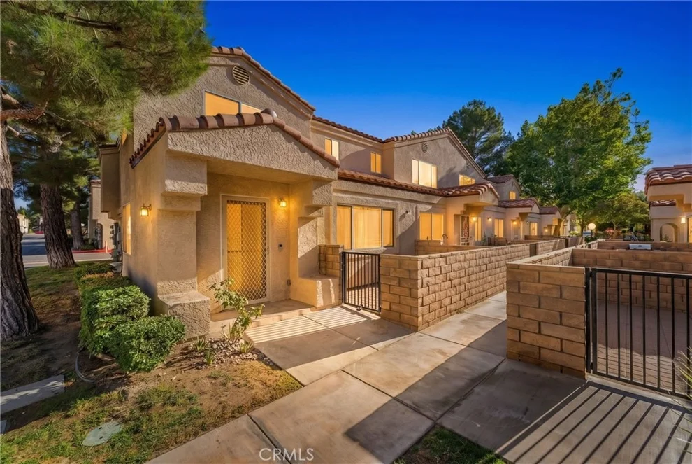 Unit for sale at 43465 30th W, Lancaster, CA 93536