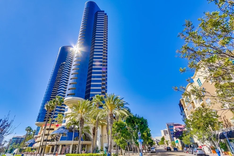Unit for sale at 200 Harbor Dr, San Diego, CA 92101