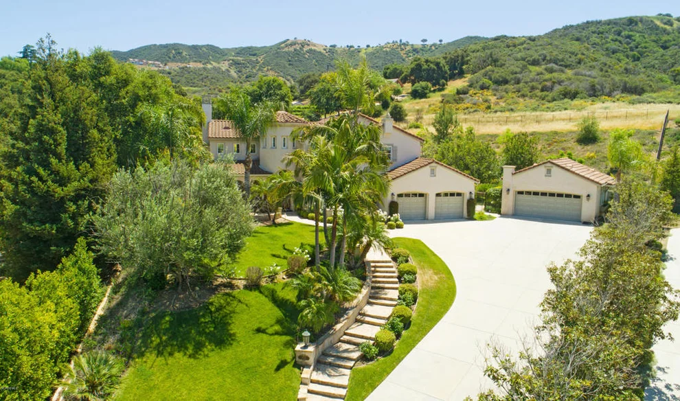 Unit for sale at 2570 Via Siena, Newbury Park, CA 91320