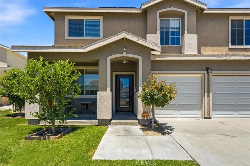 Unit for sale at 43554 Amazon Street, Hemet, CA 92544