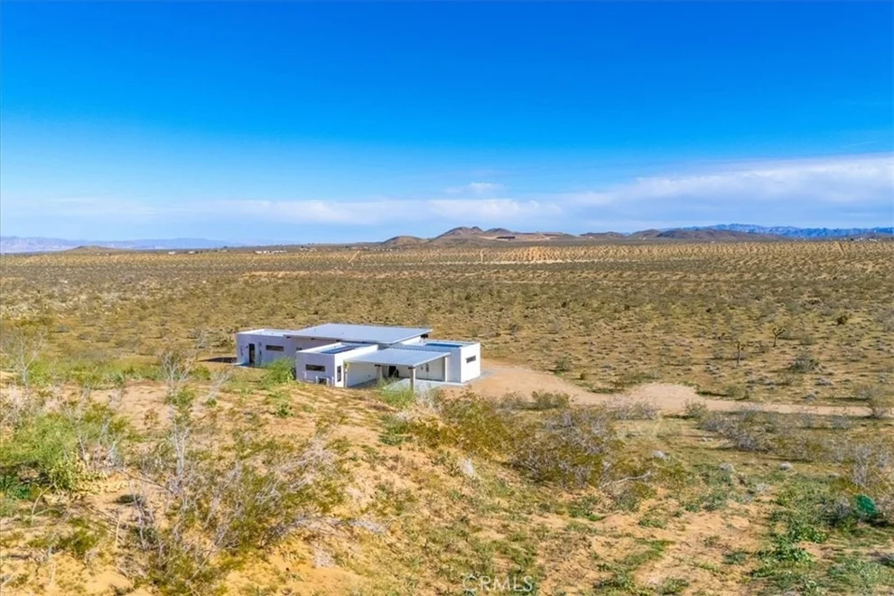 Unit for sale at 621 N Sage Avenue, Yucca Valley, CA 92284