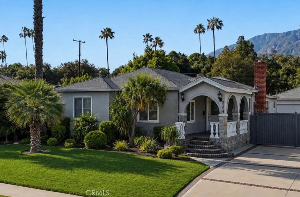 Unit for sale at 2209 Queensberry, Pasadena, CA 91104