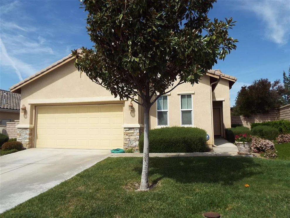 Unit for sale at 29423 Honneywood Drive, Menifee, CA 92584