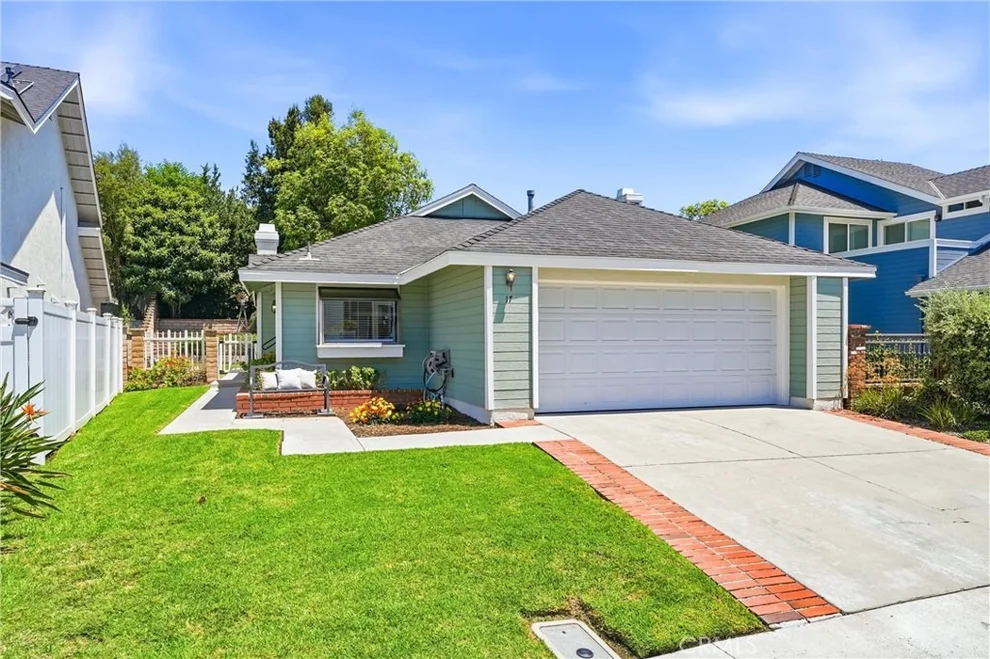 Unit for sale at 17 Jasmine Creek, Laguna Hills, CA 92653