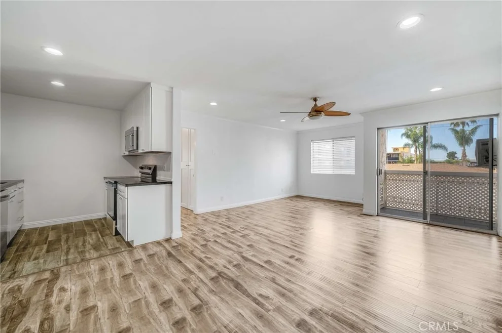 Unit for sale at 3565 Linden, Long Beach, CA 90807