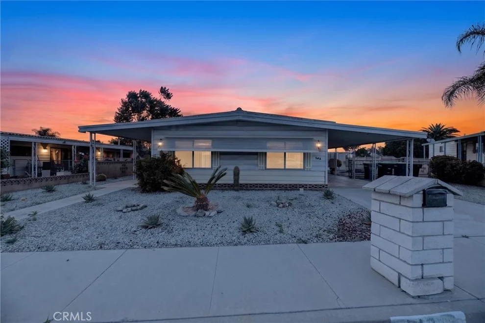 Unit for sale at 143 Palomar, San Jacinto, CA 92582