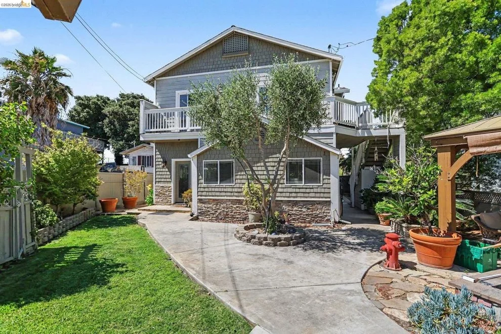 Unit for sale at 611 Riverview Pl, Bethel Island, CA 94511