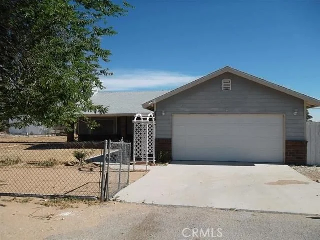 Unit for sale at 15950 Pine Street, Hesperia, CA 92345