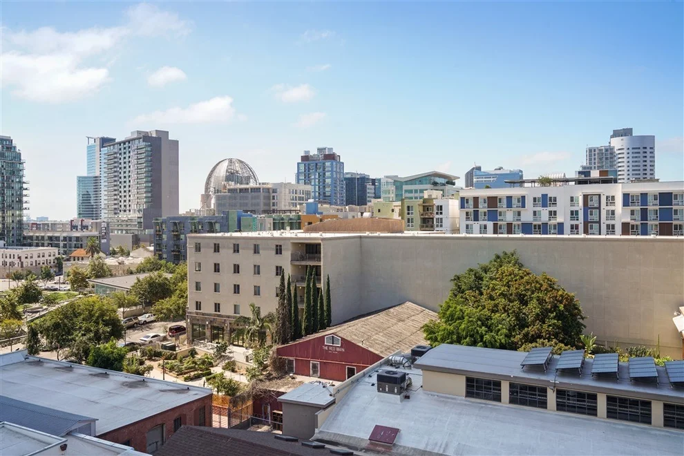 Unit for sale at 550 15th St, San Diego, CA 92101