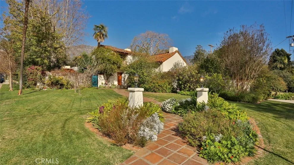 Unit for sale at 2232 Holliston Avenue, Altadena, CA 91001