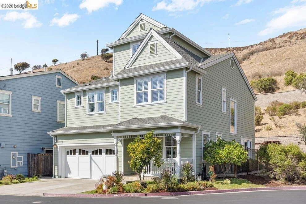 Unit for sale at 207 Flagship Court, Richmond, CA 94801