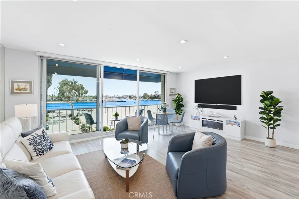 Unit for sale at 383 Bay Shore Avenue, Long Beach, CA 90803