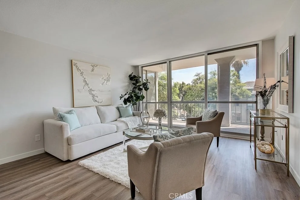 Unit for sale at 601 E Del Mar Boulevard, Pasadena, CA 91101