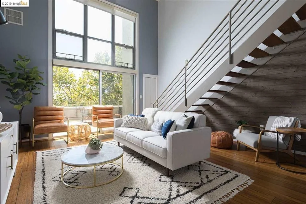 Unit for sale at 1001 46Th St, Emeryville, CA 94608