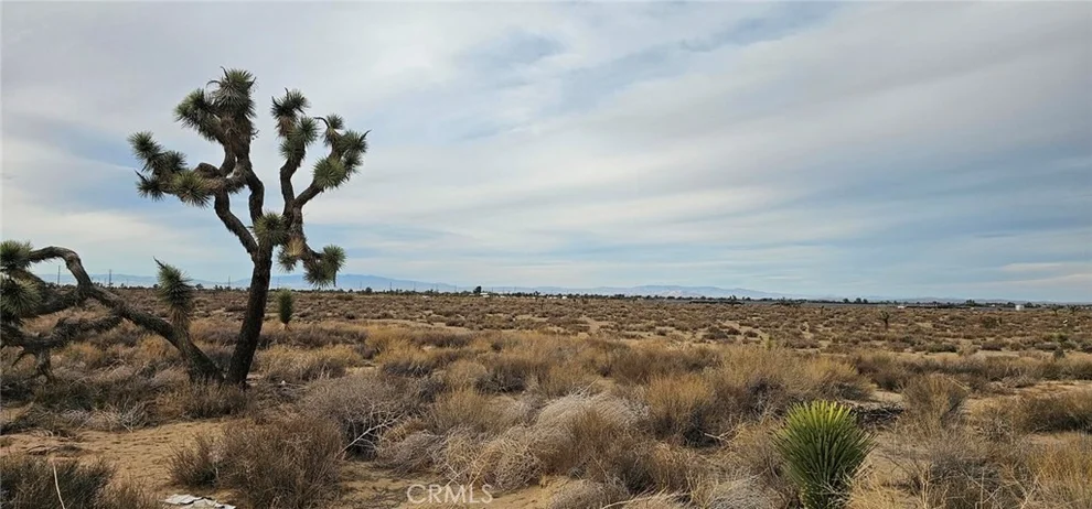 Unit for sale at 0 Avenue L4 / 23rd St E, Palmdale, CA 93550