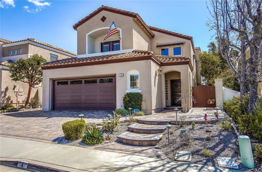 Unit for sale at 4 Corozal, Lake Forest, CA 92610