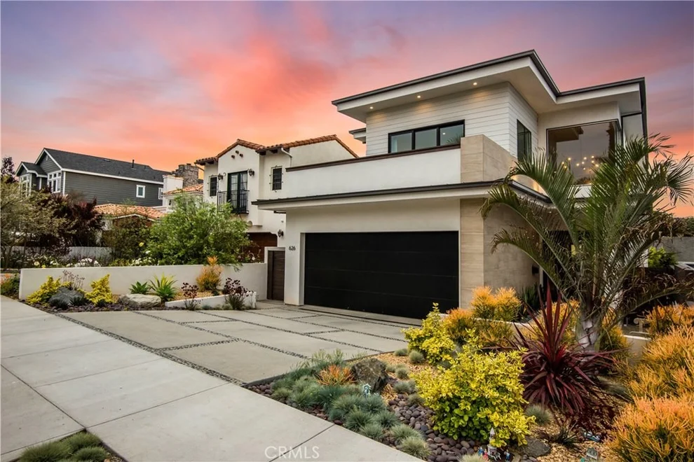 Unit for sale at 626 Avenue C, Redondo Beach, CA 90277