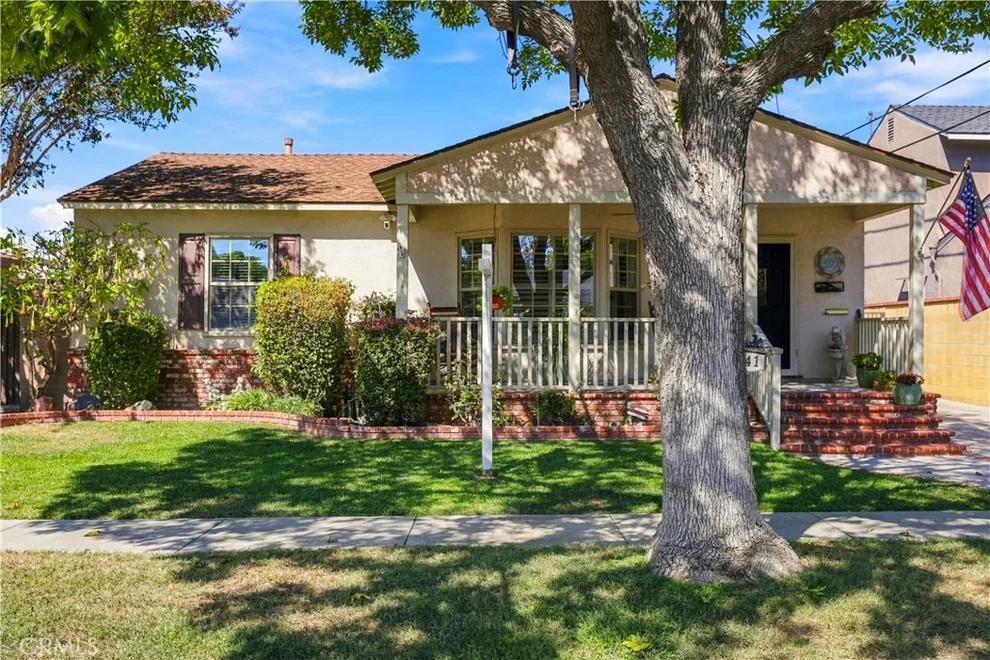 Unit for sale at 5141 Brittain Street, Long Beach, CA 90808
