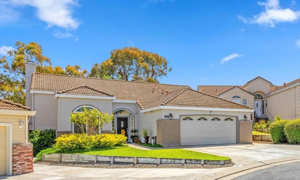 Unit for sale at 535 Bobbys Lane, Hollister, CA 95023
