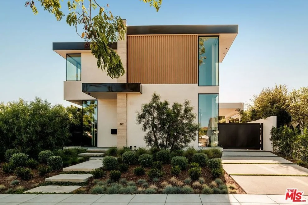 Unit for sale at 317 S Wetherly Drive, Beverly Hills, CA 90211