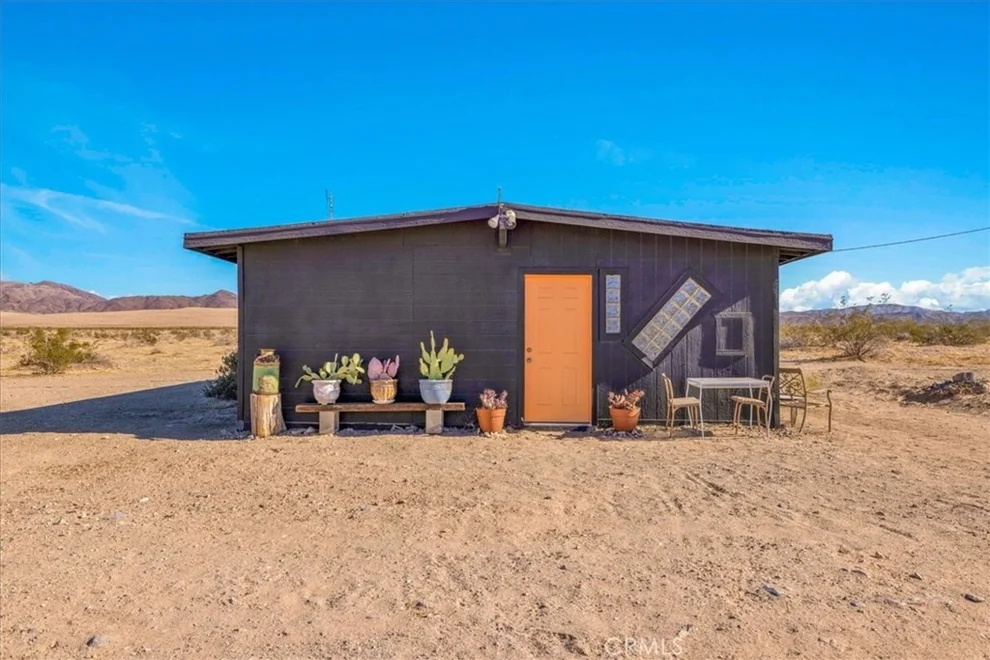 Unit for sale at 87101 29 Palms Highway, 29 Palms, CA 92277