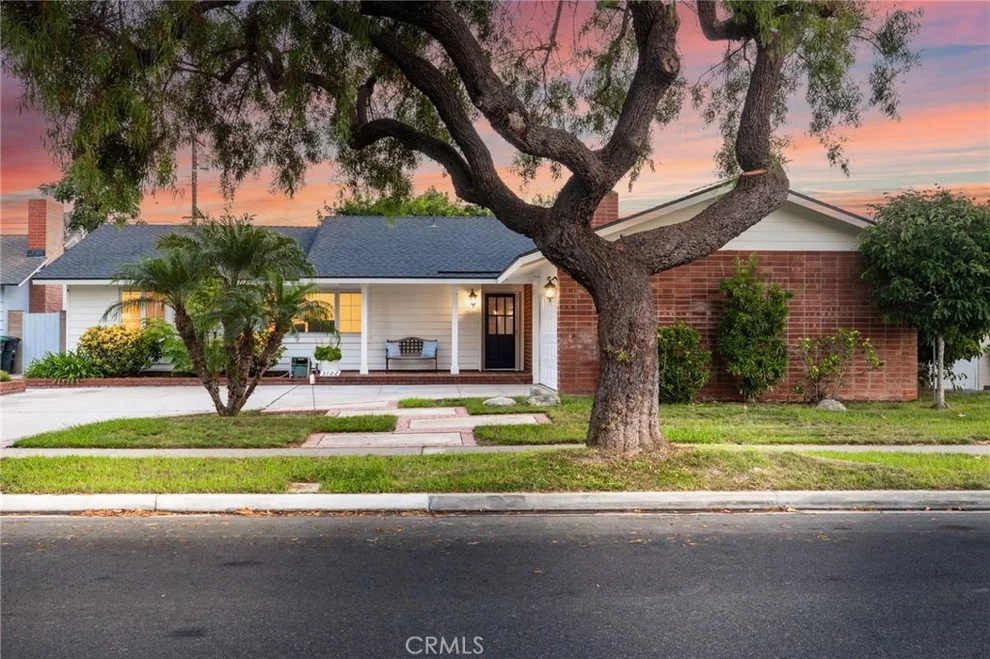 Unit for sale at 3122 Ruth Elaine Drive, Rossmoor, CA 90720
