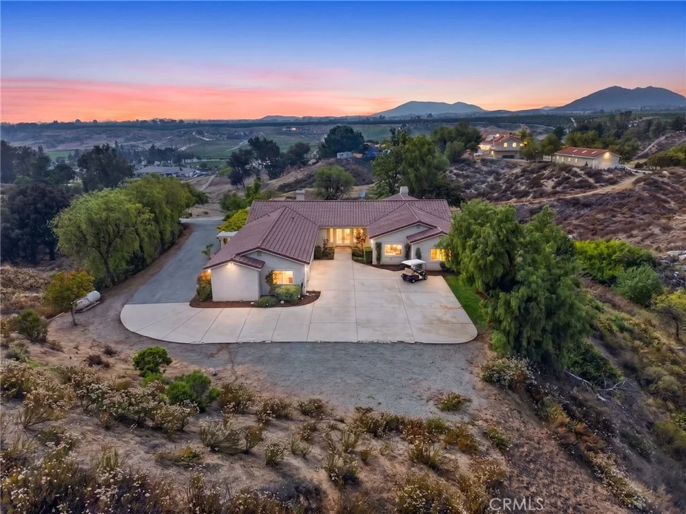 Unit for sale at 37540 Via El Dorado, Temecula, CA 92592