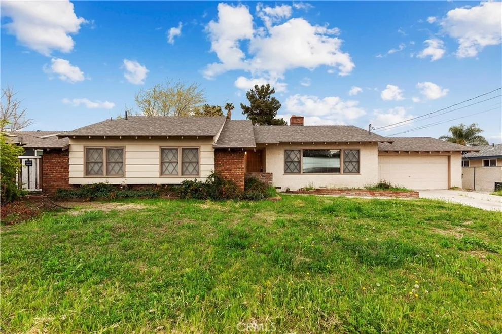 Unit for sale at 41133 Sunset Lane, Hemet, CA 92544