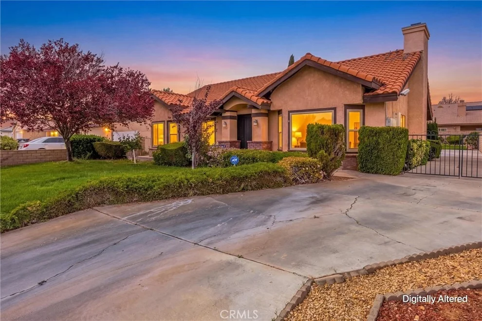 Unit for sale at 26652 Silver Lakes, Helendale, CA 92342