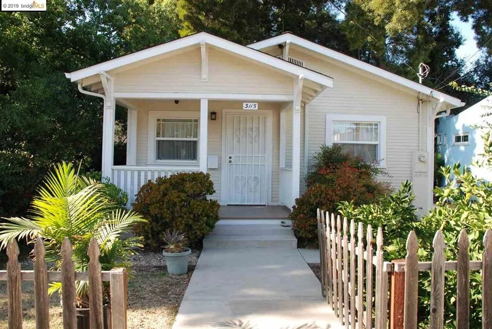 Unit for sale at 3115 60Th Ave, Oakland, CA 94605