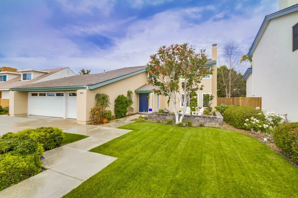 Unit for sale at 13636 Durango Drive, Del Mar, CA 92014