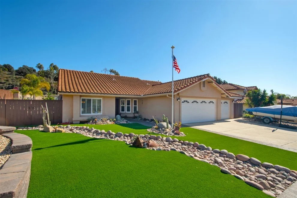 Unit for sale at 11781 Calle Trucksess, El Cajon, CA 92019