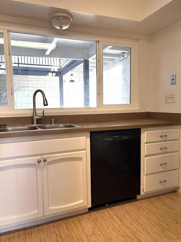 3606 Vista Rey