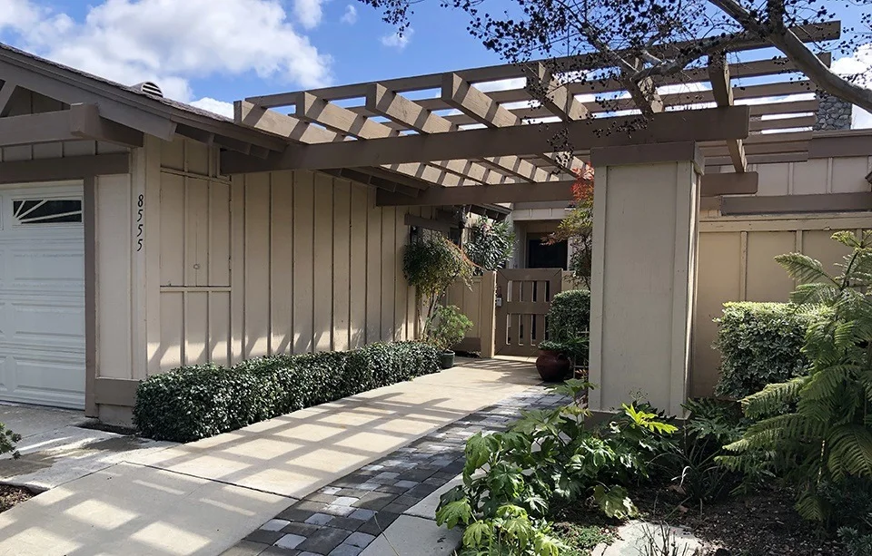 Unit for sale at 8555 Circle R Course Ln, Escondido, CA 92026