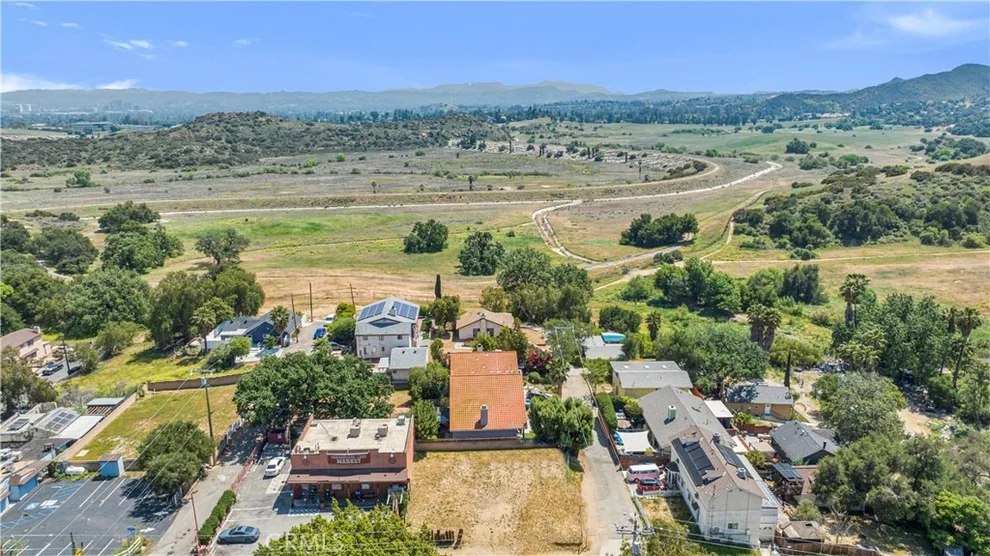 Unit for sale at 0 Lake Manor, Chatsworth, CA 91311