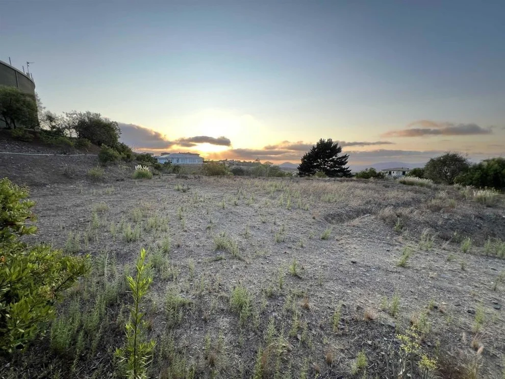 Unit for sale at Avenida Apice, Lot 38, Rancho Santa Fe, CA 92067