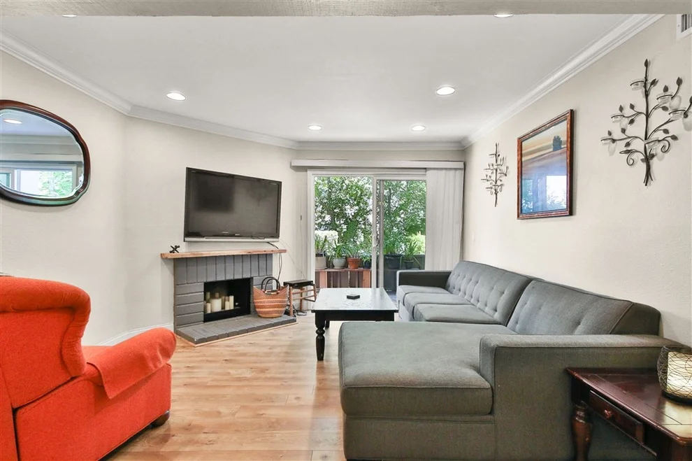Unit for sale at 6884 Caminito Montanoso, La Mesa, CA 92119