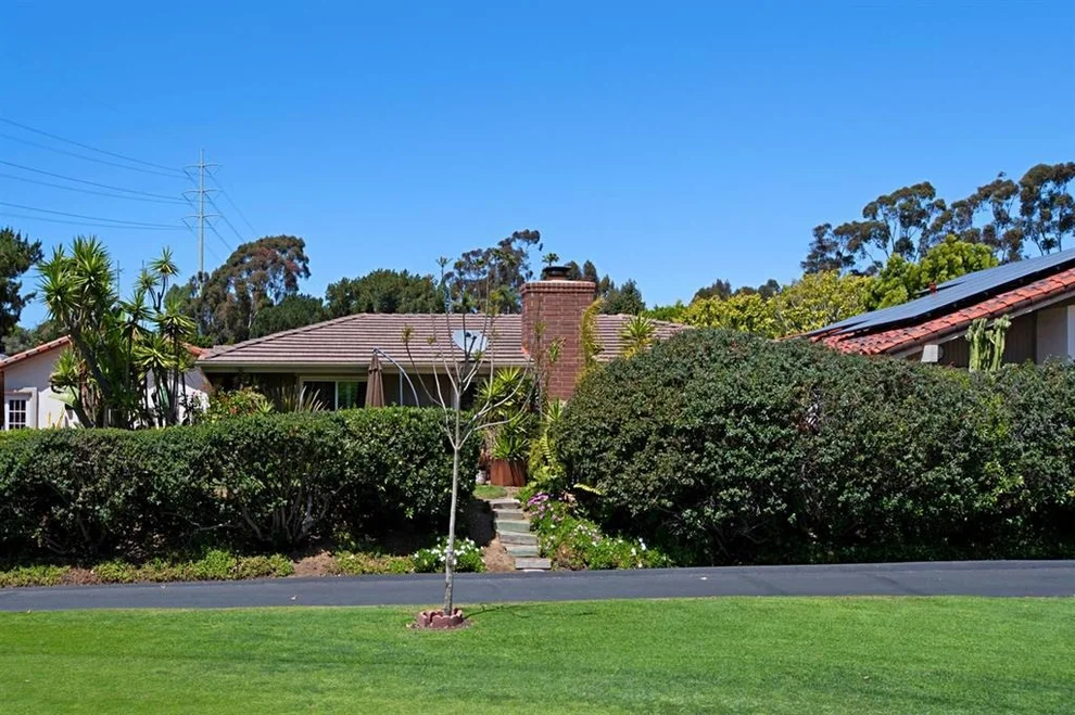 Unit for sale at 135 Morelia Ct., Solana Beach, CA 92075