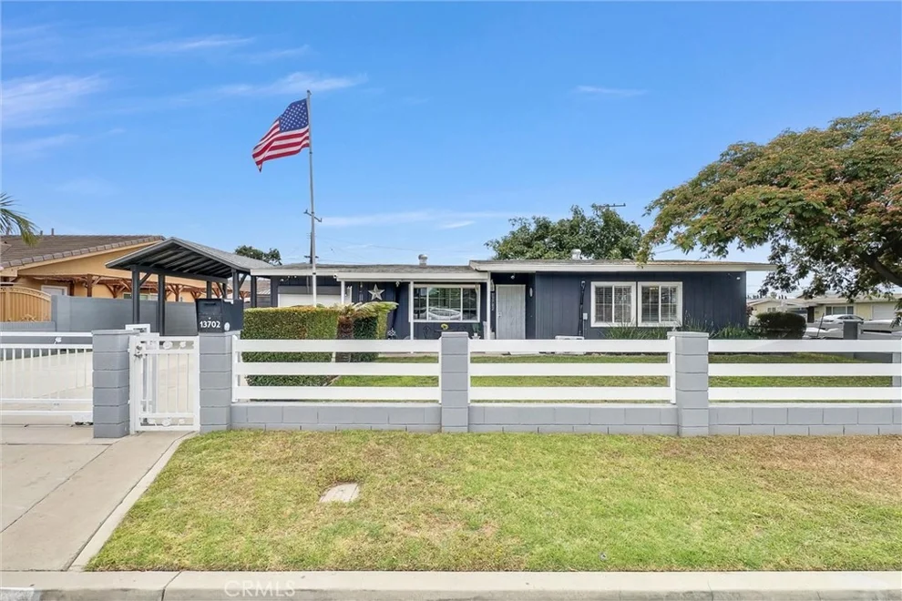 Unit for sale at 13702 Lombardy, Garden Grove, CA 92843