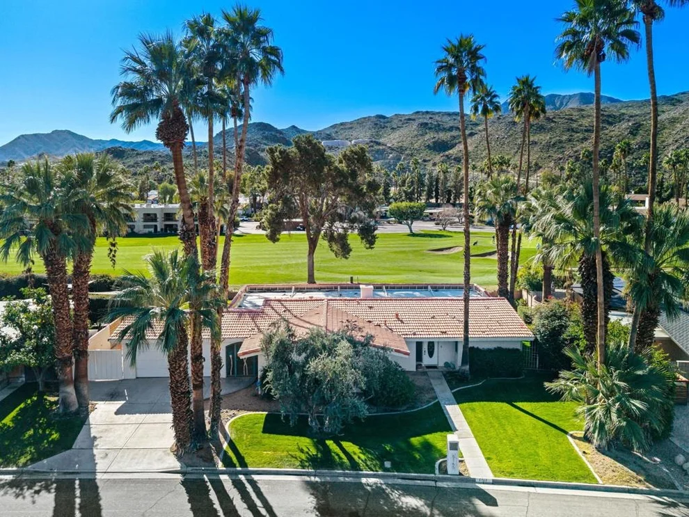 Unit for sale at 5165 E Lakeside Drive, Palm Springs, CA 92264