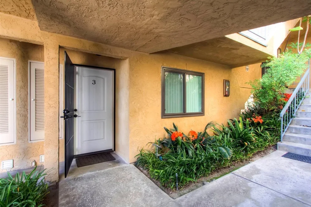 Unit for sale at 5736 Lauretta St, San Diego, CA 92110