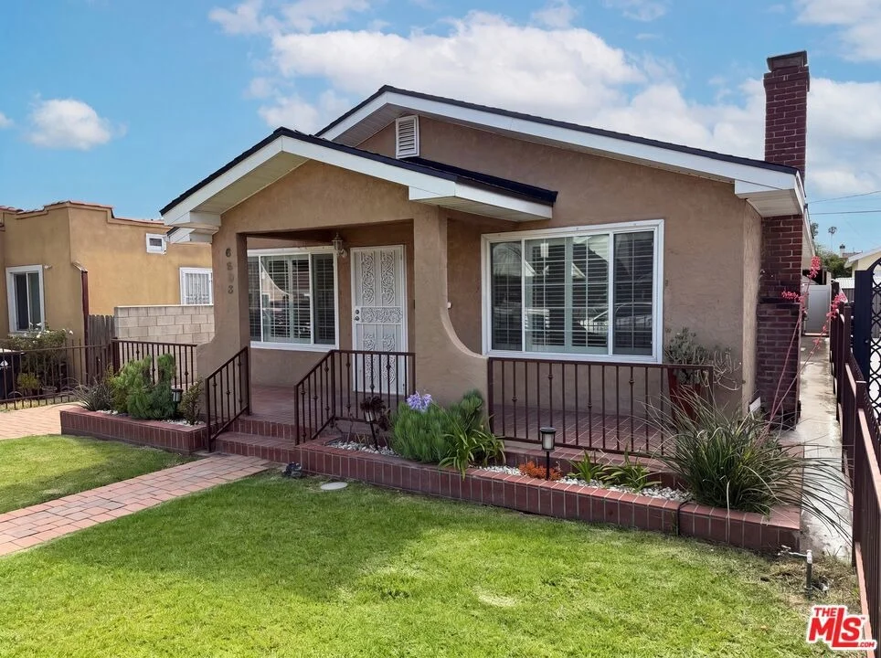 Unit for sale at 6303 Eileen Avenue, Los Angeles, CA 90043
