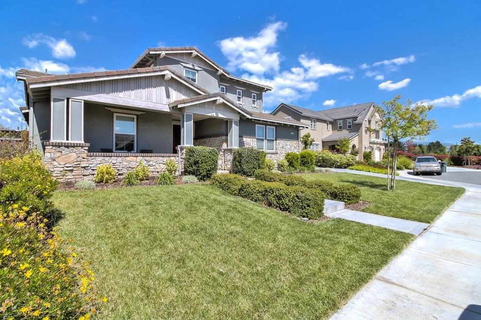 Unit for sale at 18240 Serra Place, Morgan Hill, CA 95037